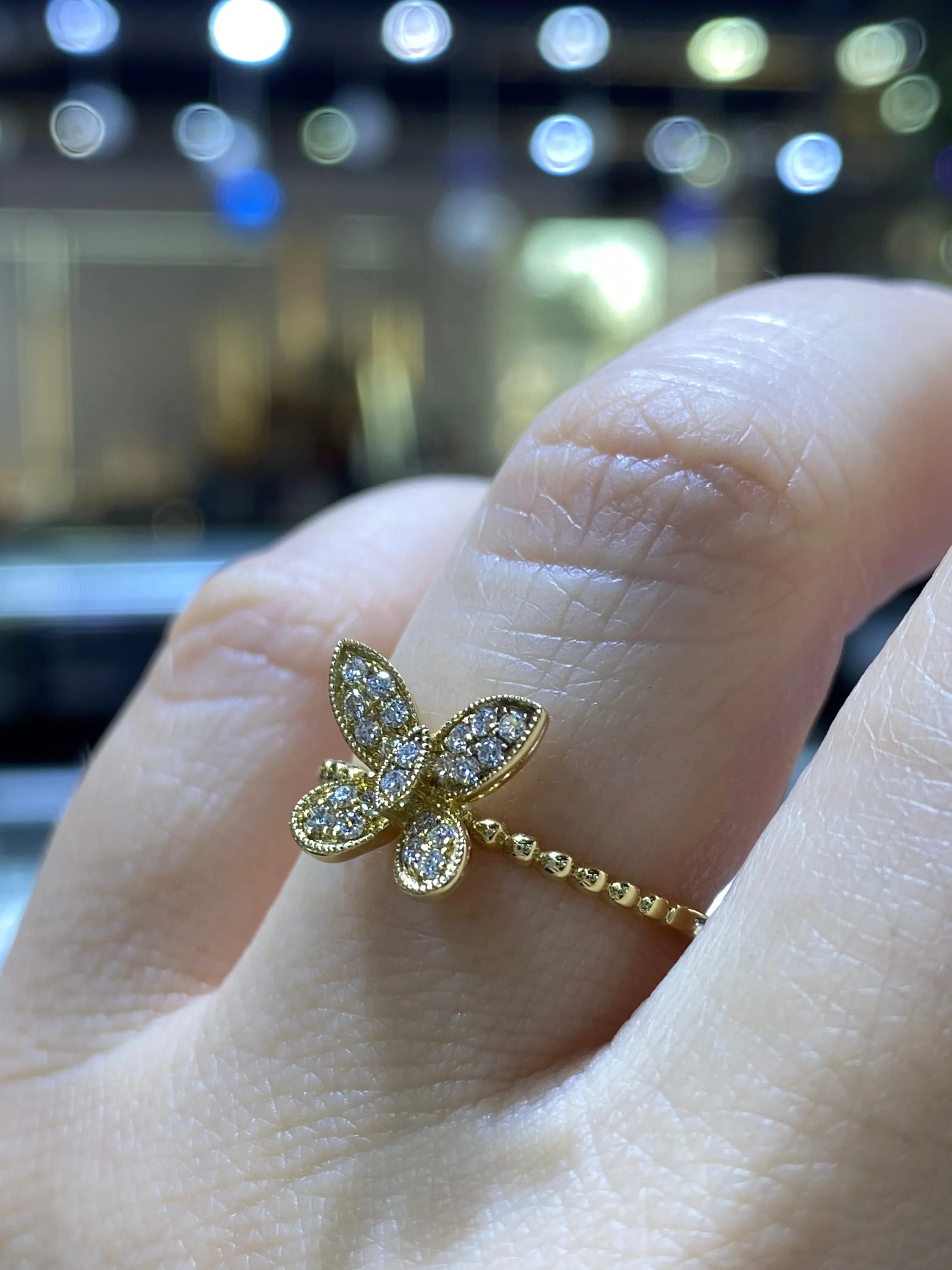 14k Gold Butterfly Bubble Diamond Band