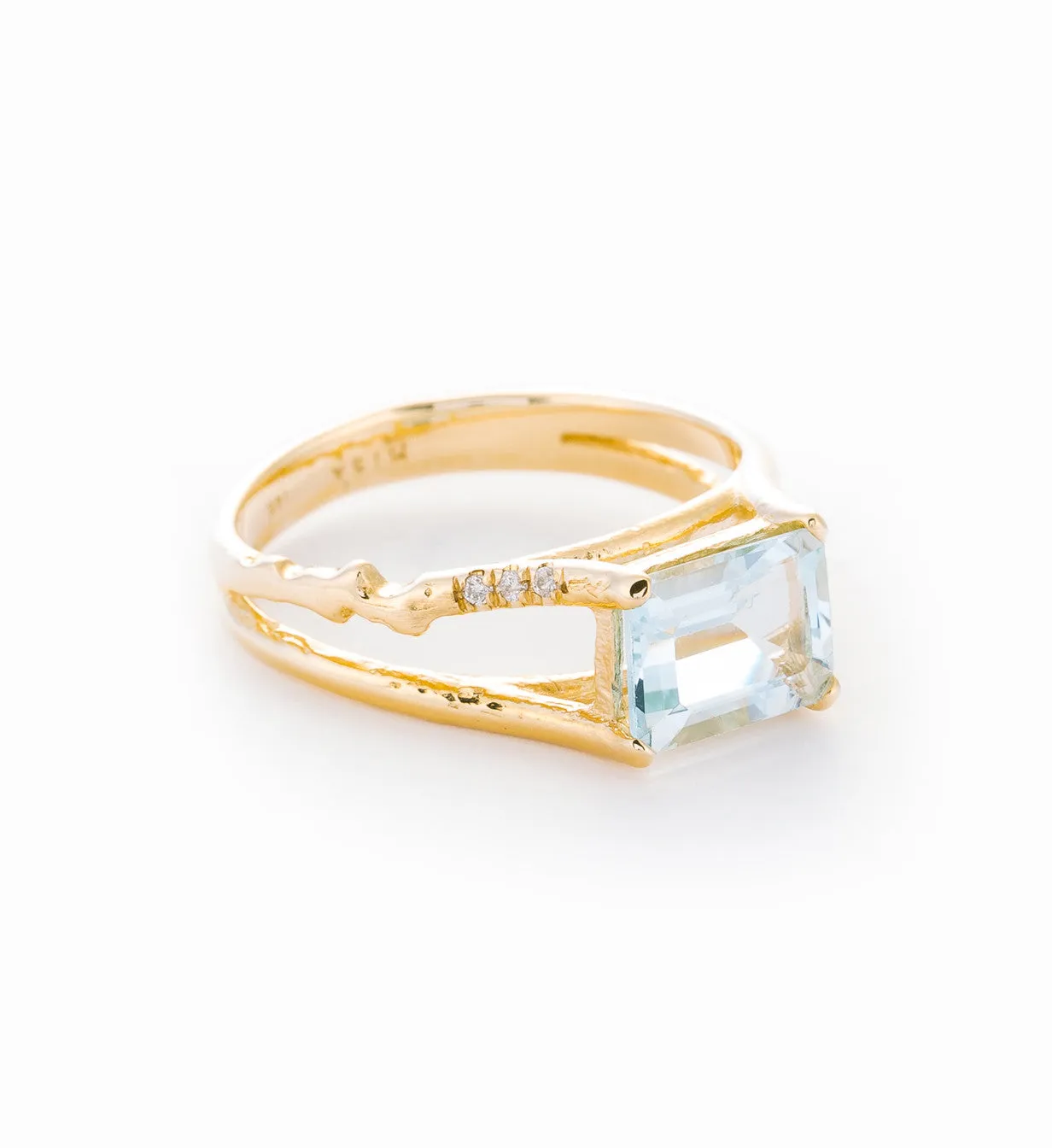 Aquamarine Floating Ring