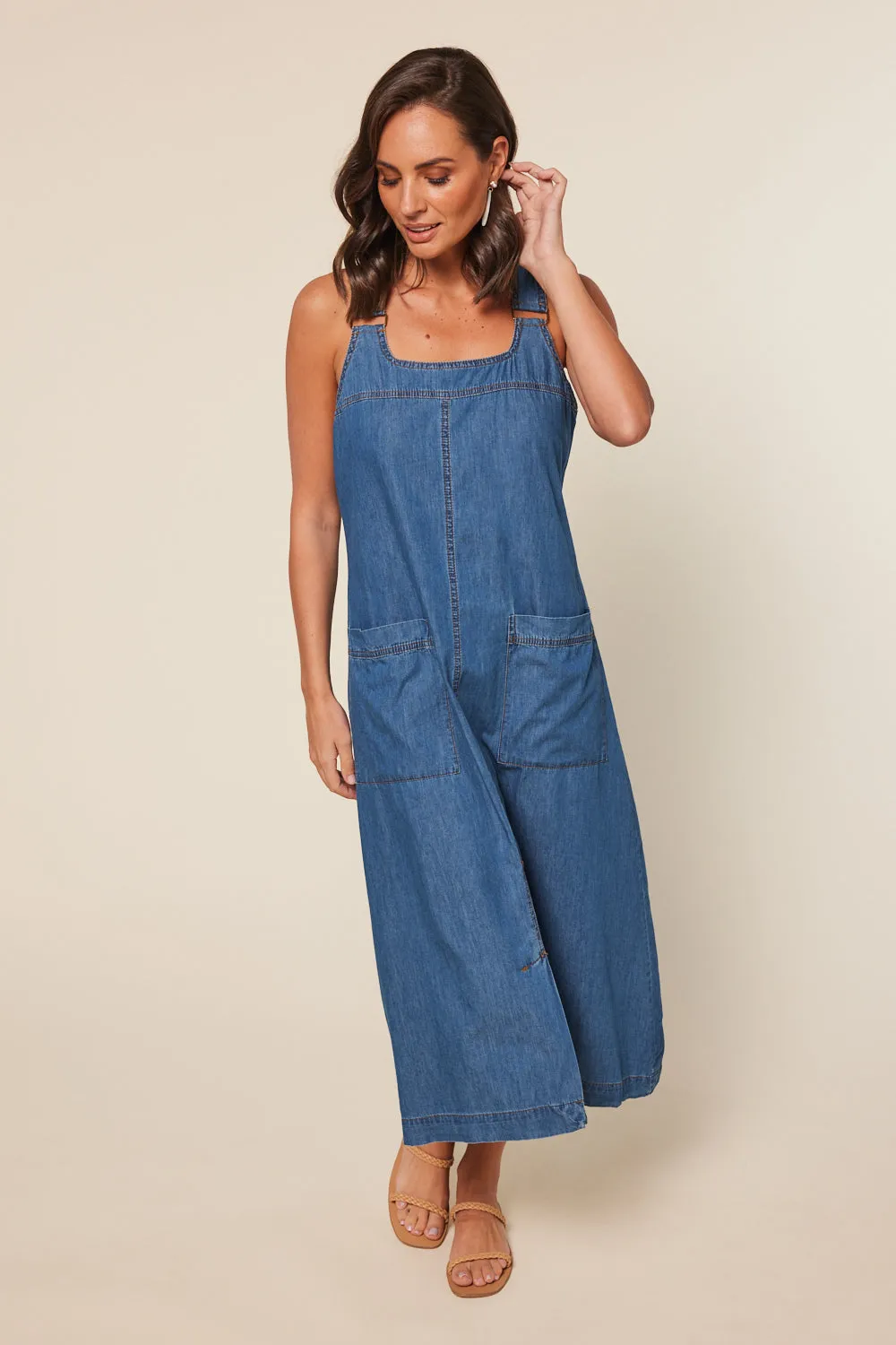 Francesca Pinafore Chambray Dress in Mid Wash