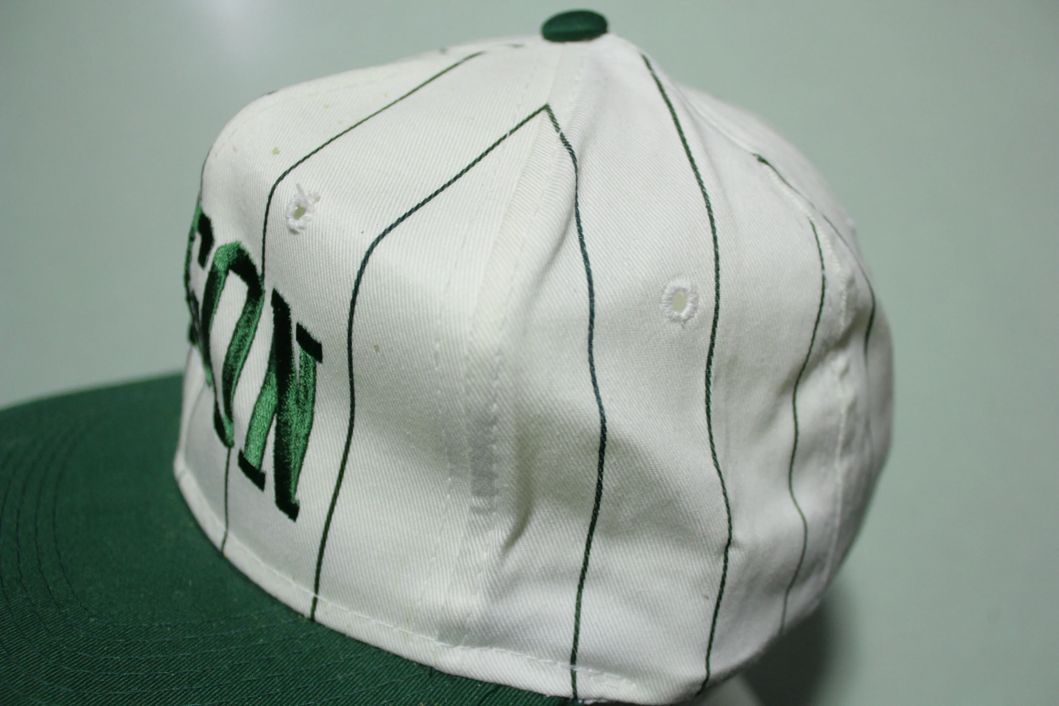 Oregon Pinstripe Collegiate Vintage 80's Adjustable Snap Back Hat