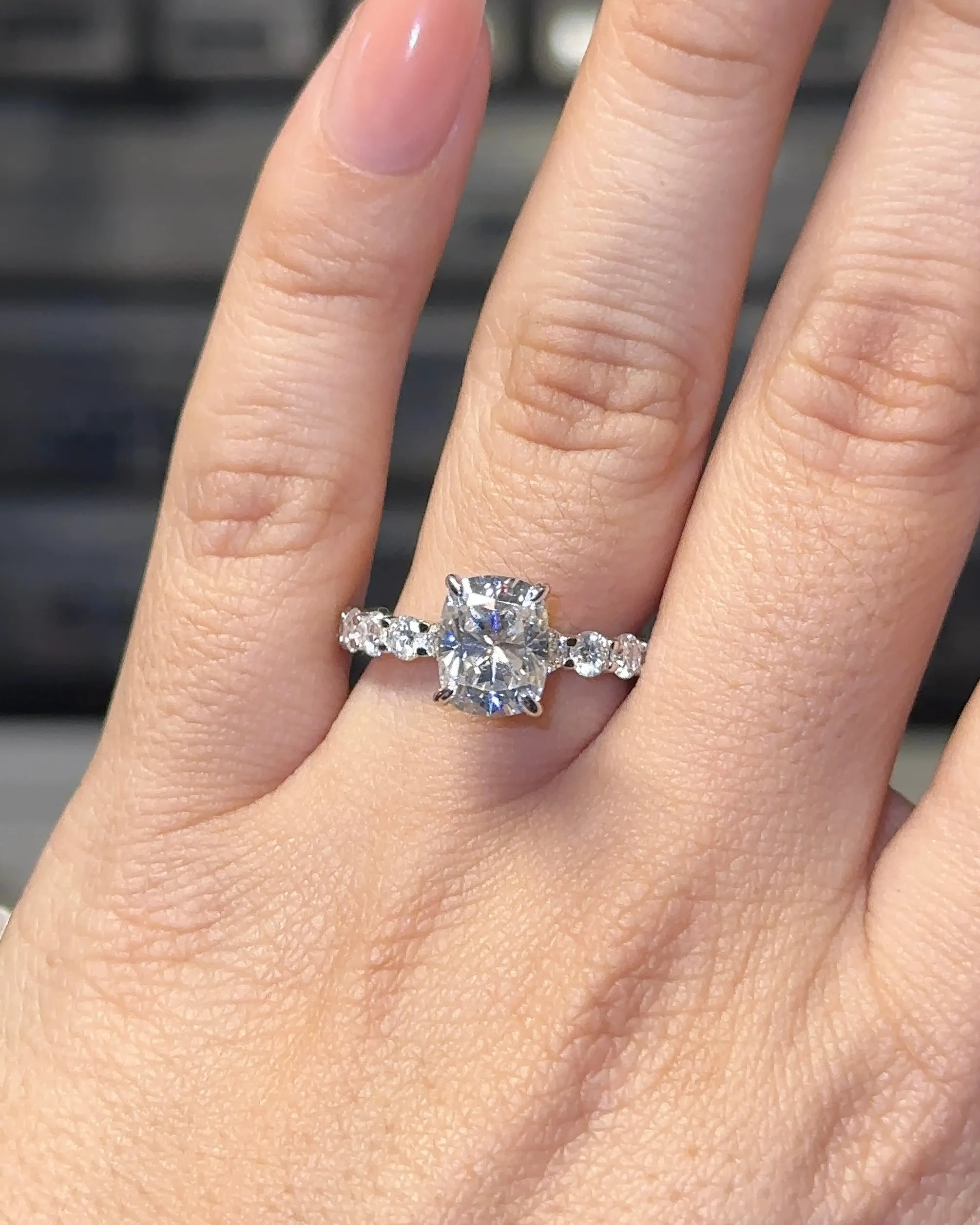 STEPHANY MOISSANITE RING