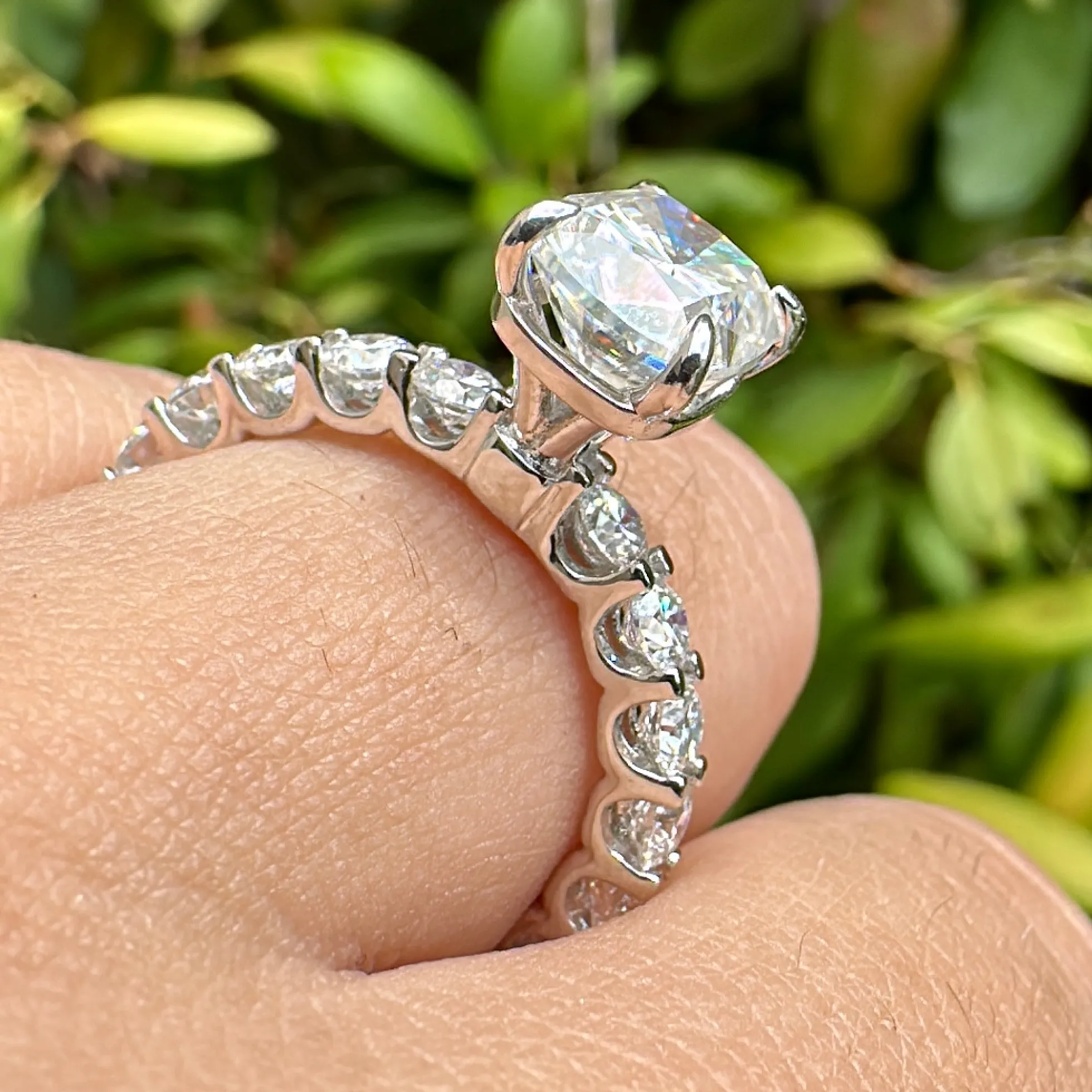 STEPHANY MOISSANITE RING