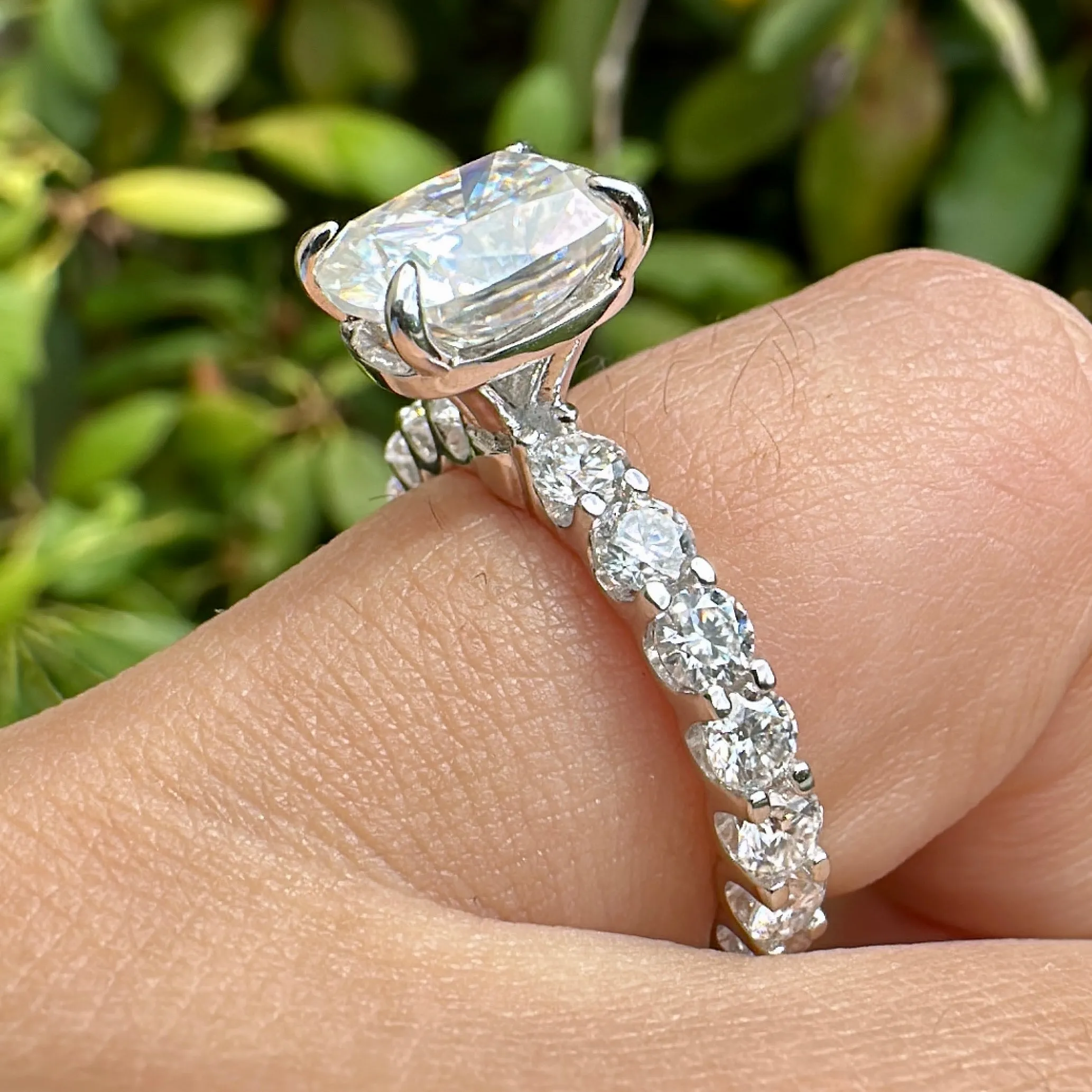 STEPHANY MOISSANITE RING