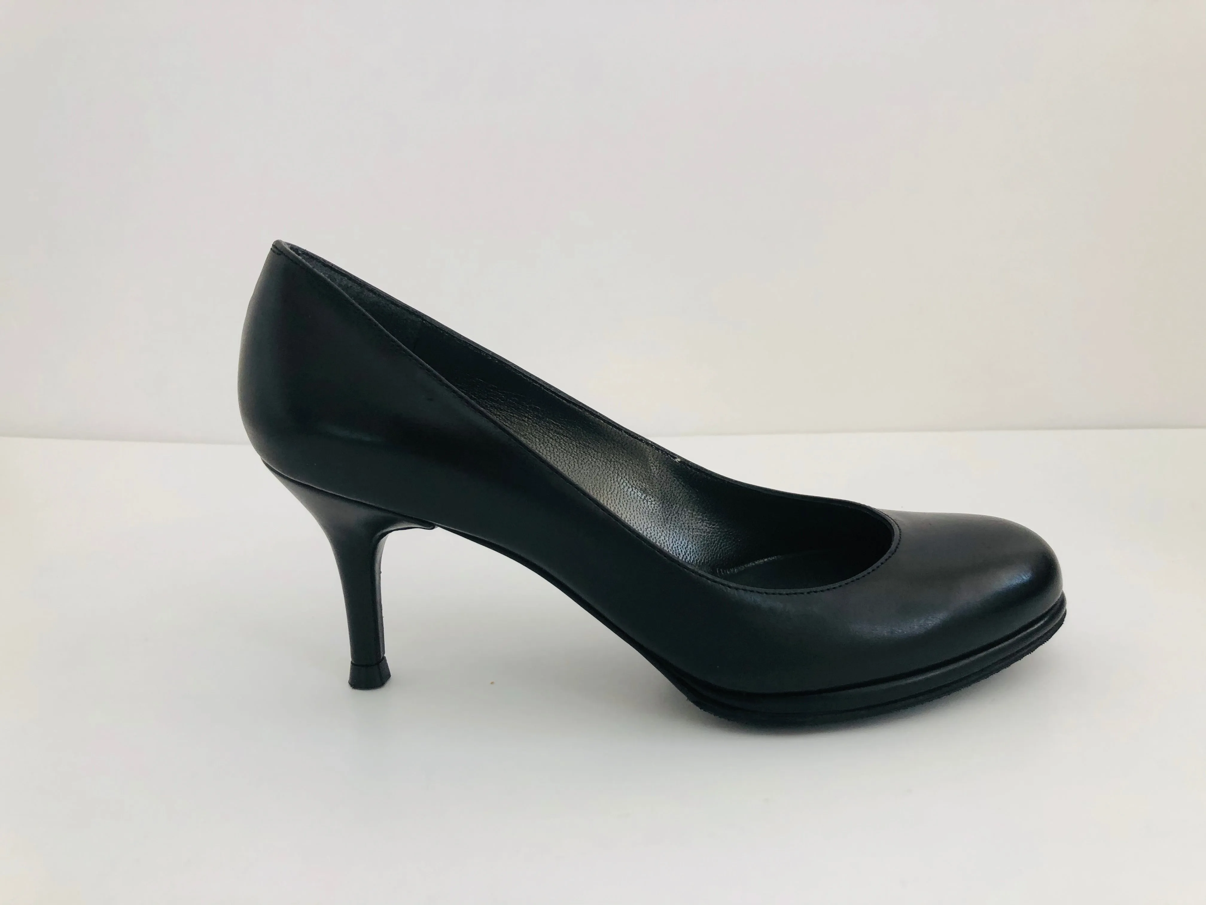 Stuart Weitzman Black Leather Heels Size 4.5 (NWT)