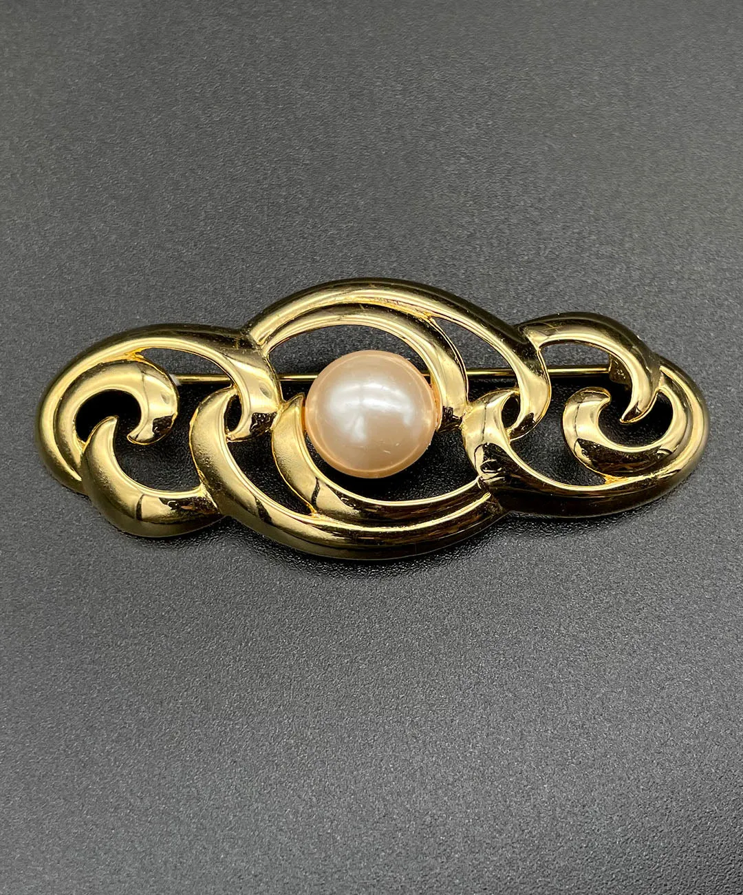 【USA輸入】 ヴィンテージ NAPIER パール ブローチ/Vintage NAPIER Pearl Swirl Brooch