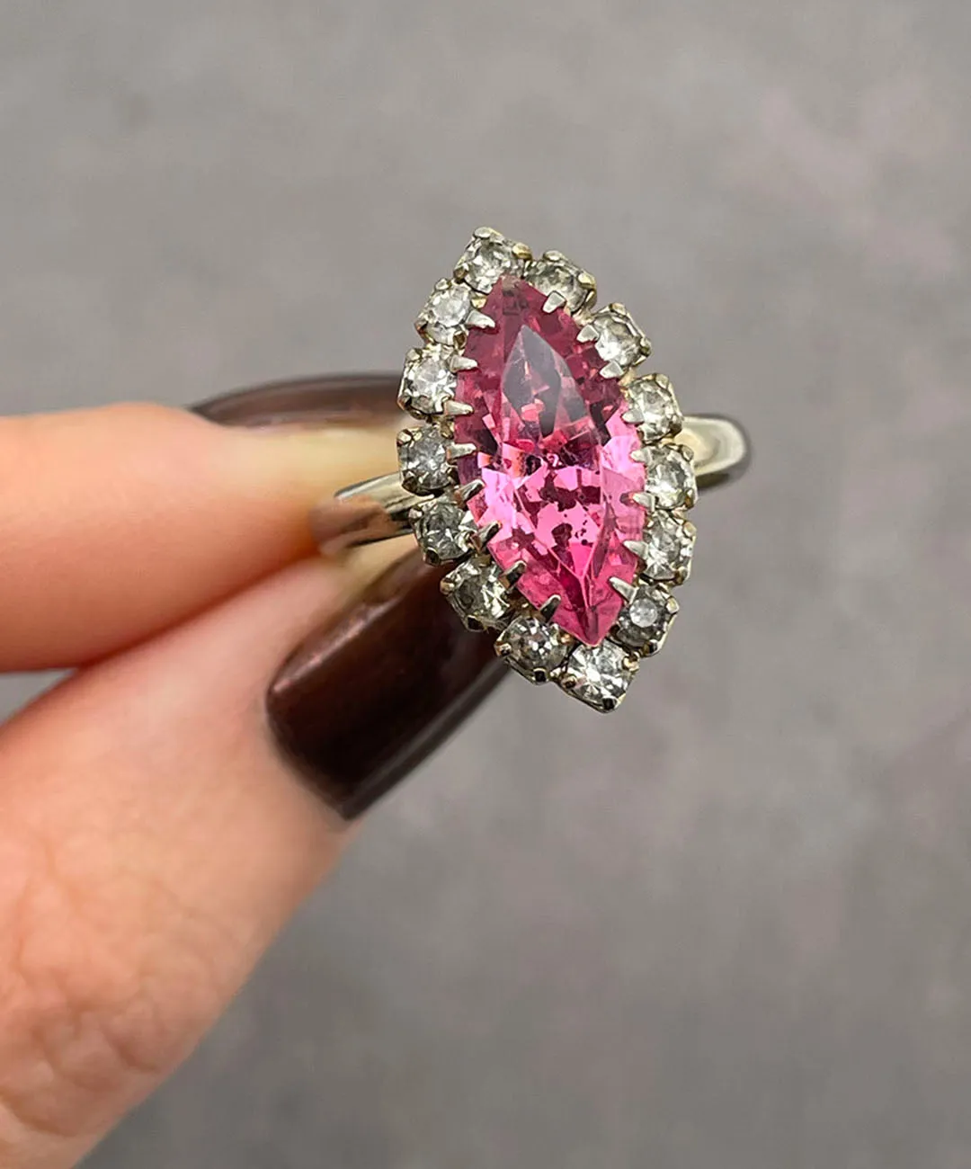 【USA輸入】ヴィンテージ ピンク ビジュー リング/Vintage Pink Bijou Ring