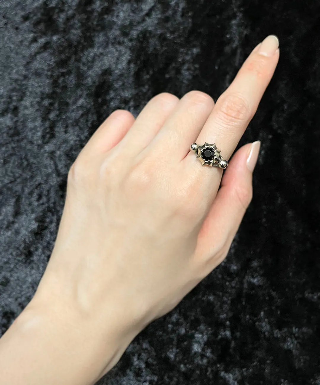 【USA輸入】ヴィンテージ ブラックビジュー リング/Vintage Black Bijou Ring